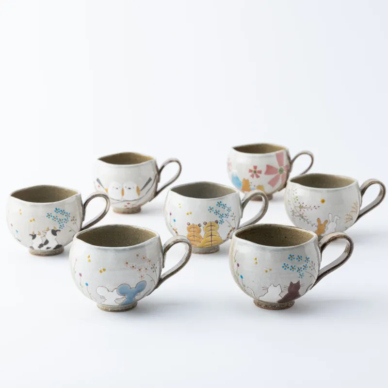 Animals in Sunny Spot Round Mug