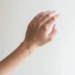 TILTIL Silver Zircon Hand Chain Goud - Things I Like Things I Love